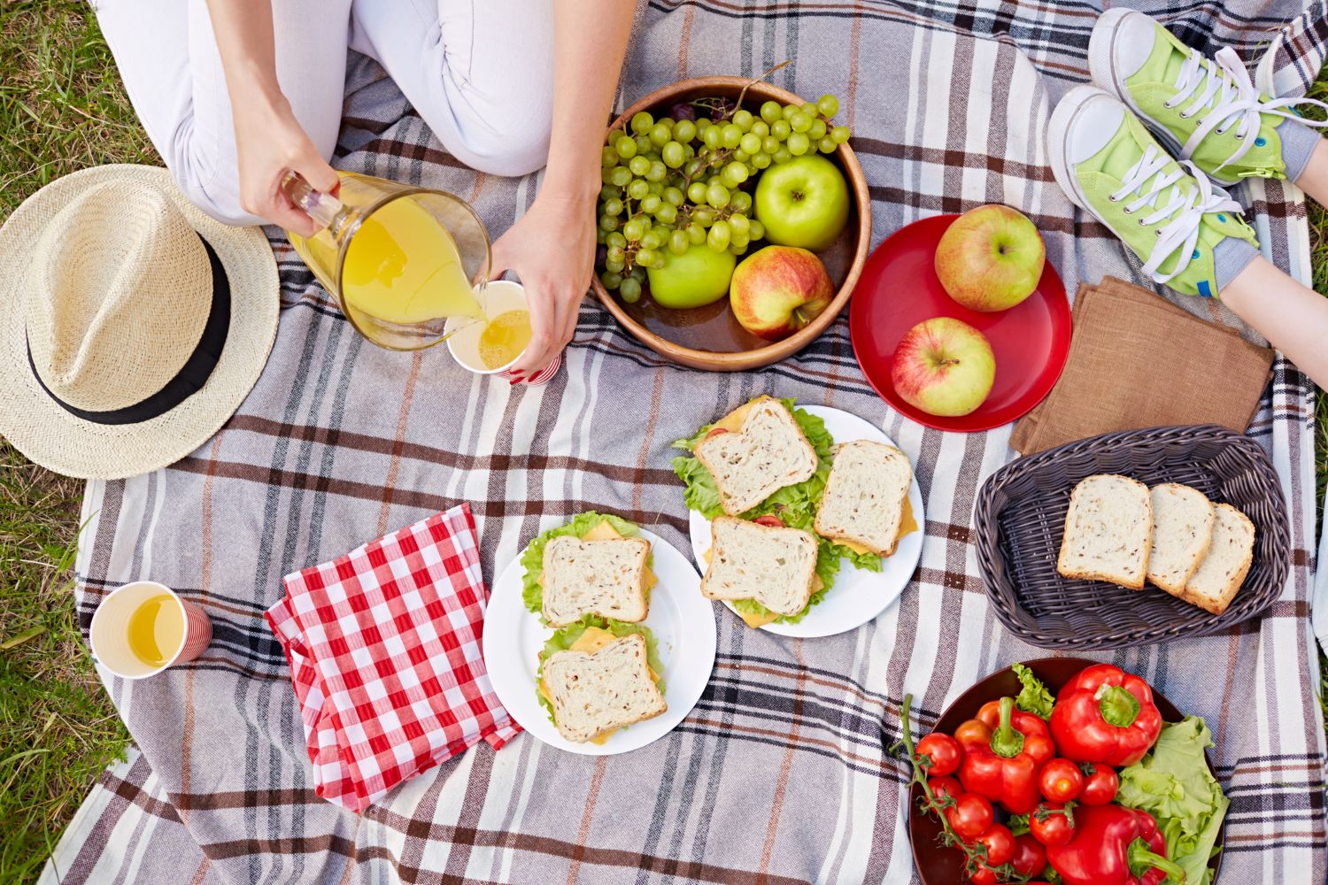 National Picnic Month Brookshire Brothers